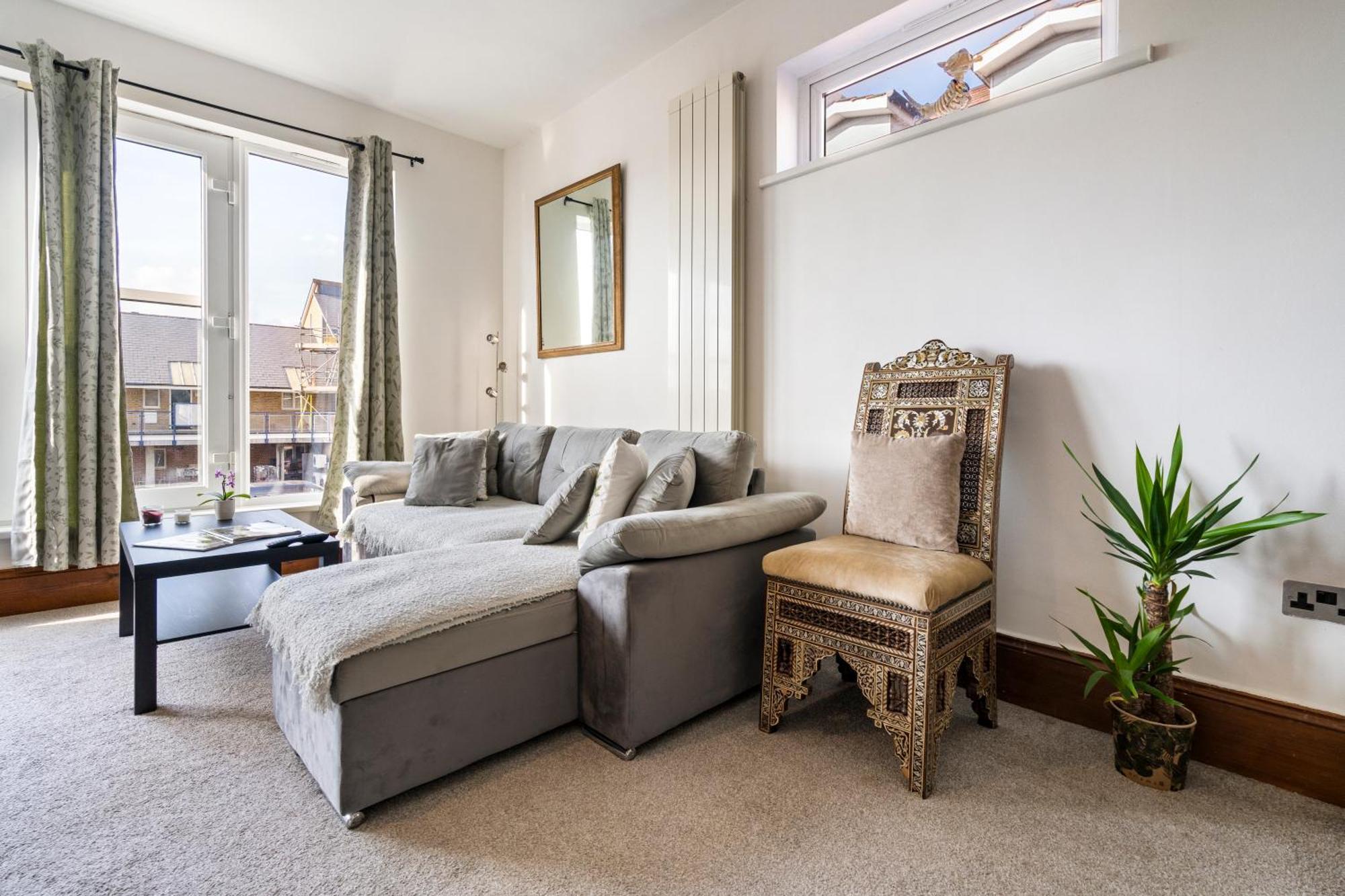 Apartment Modern 2 Bedroom In Mitcham, London *